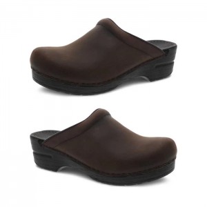 Brown Dansko Comfort Sonja Leather Women's Clogs | FHCGSB-136