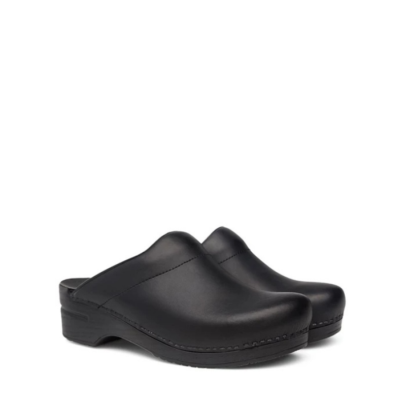 Black Dansko Walking Karl Leather Men's Clogs | LSQCFD-318