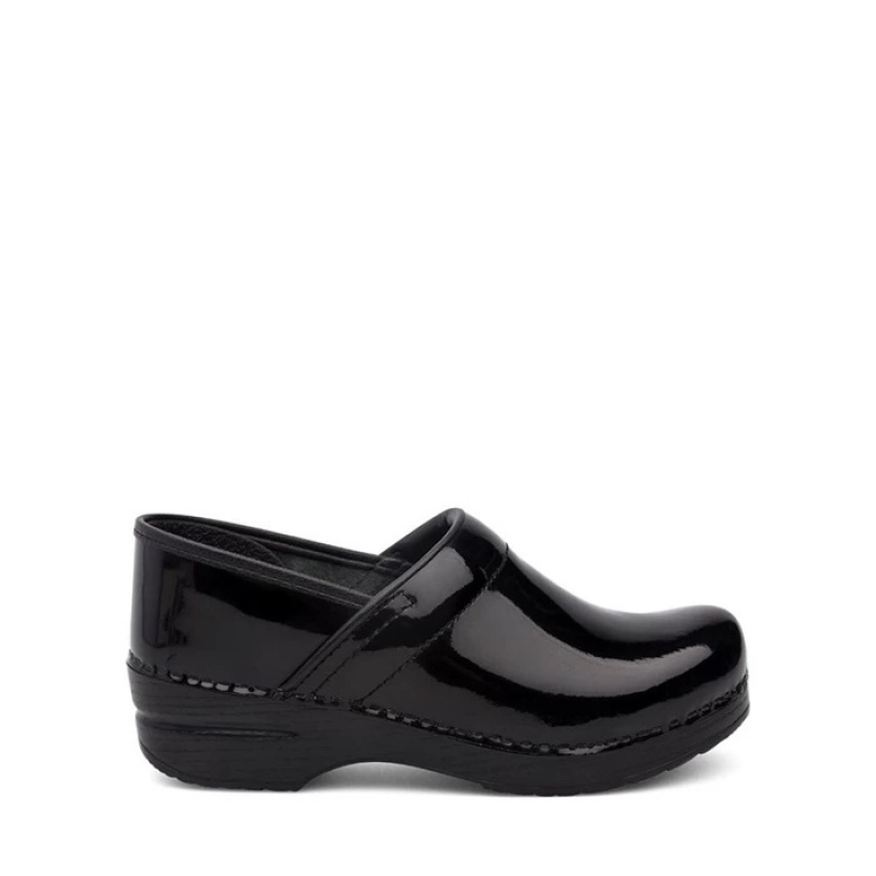 Black Dansko Work Stapled Clog Leather Women's Clogs | UOASHW-624