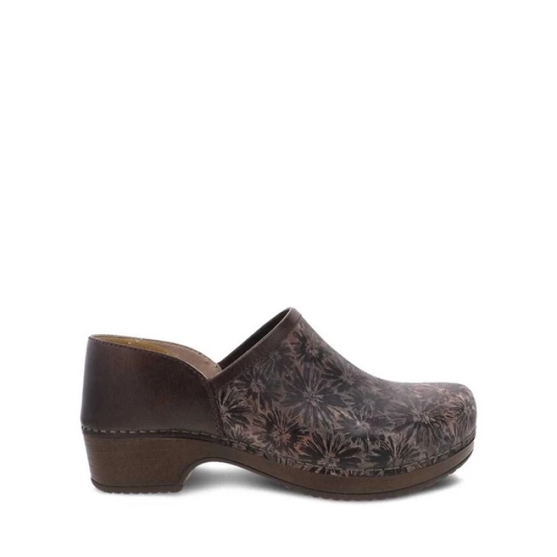 Brown Dansko Low Tops Brenna Memory Foam Women's Clogs | CLWPKA-456